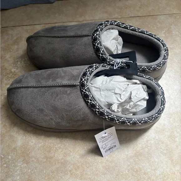 Sonoma Gray Women's Slippers - Picture 2 of 2